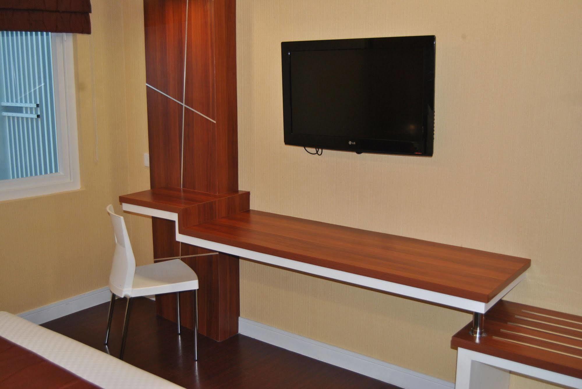 Citihub Hotel יוגיאקרטה מראה חיצוני תמונה